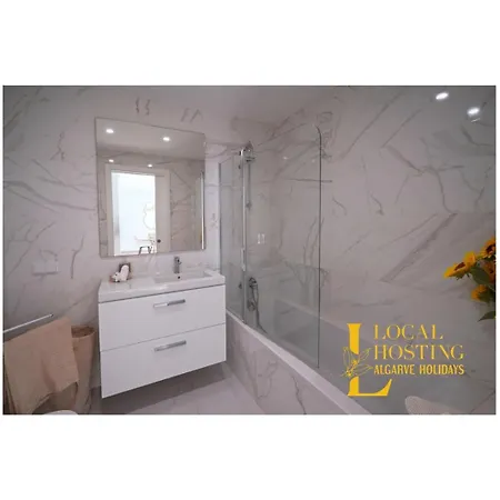 Green Garden Luxury Suite By Localhosting *