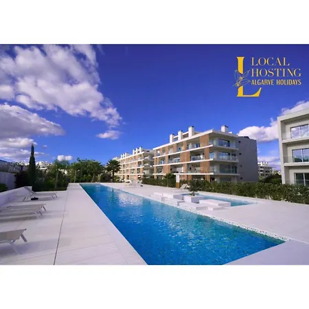 Green Garden Luxury Suite By Localhosting *